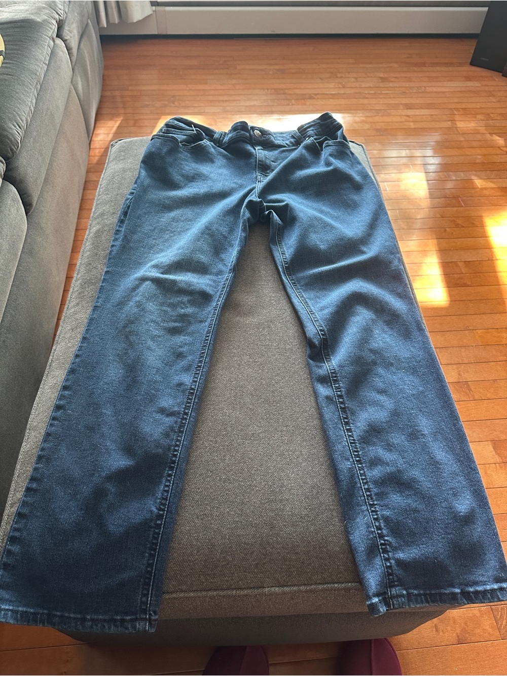 Lee Classic Straight-Leg Relaxed Fit Mid-Rise Medium Blue Jeans (16W)